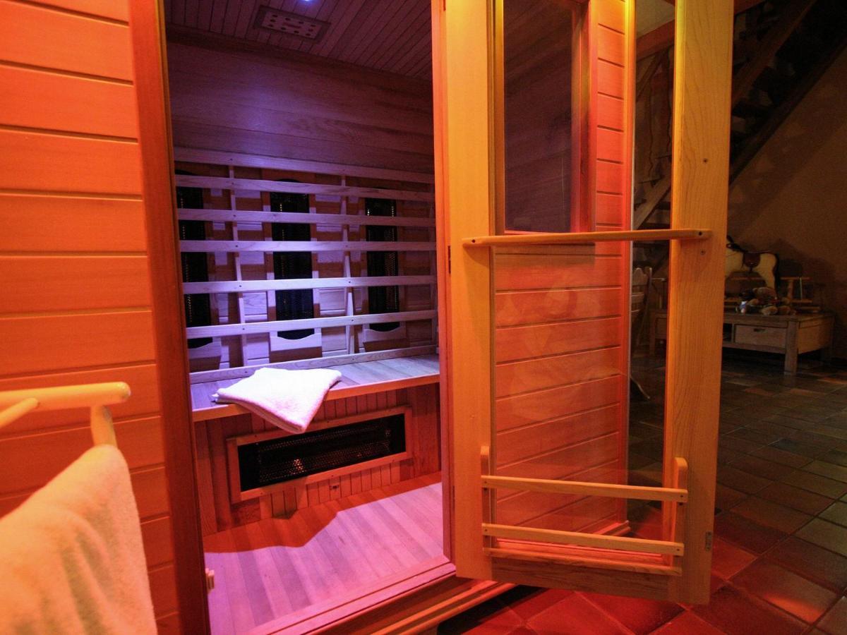 Quietly Located Farmhouse With Sauna And Hot Tub Balkbrug Exterior foto